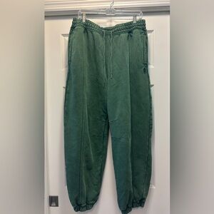 NWT Free People Sprint to the Finish joggers size XL